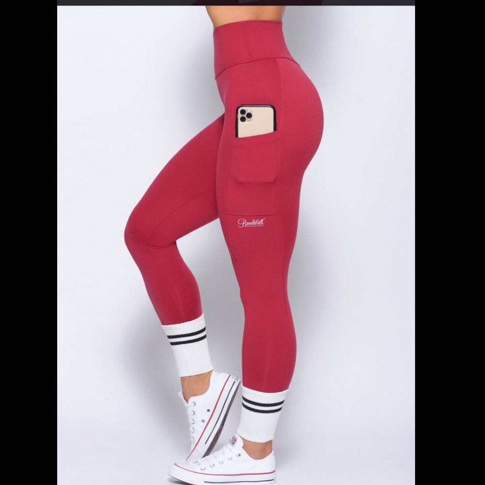 Bombshell leggings size small